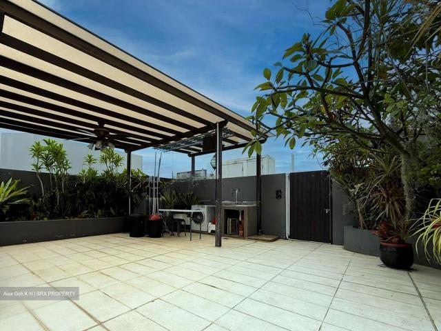 Bayou Residence D19, Apartment
