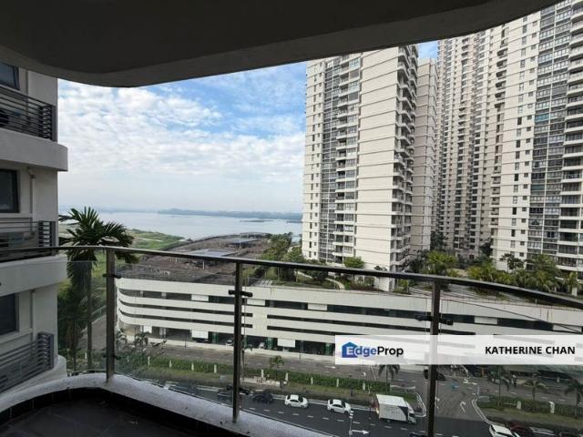Baypoint @ Country Garden Danga Bay