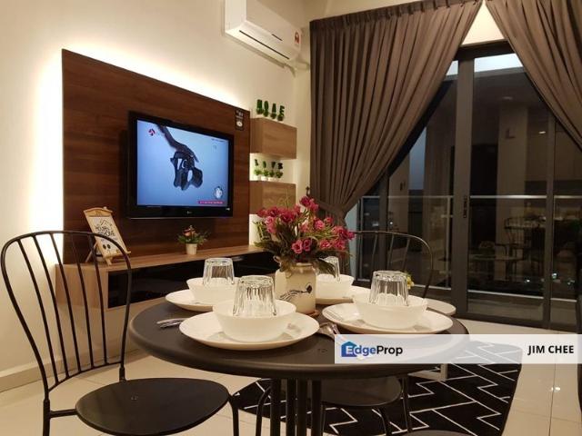 Baypoint @ Country Garden Danga Bay