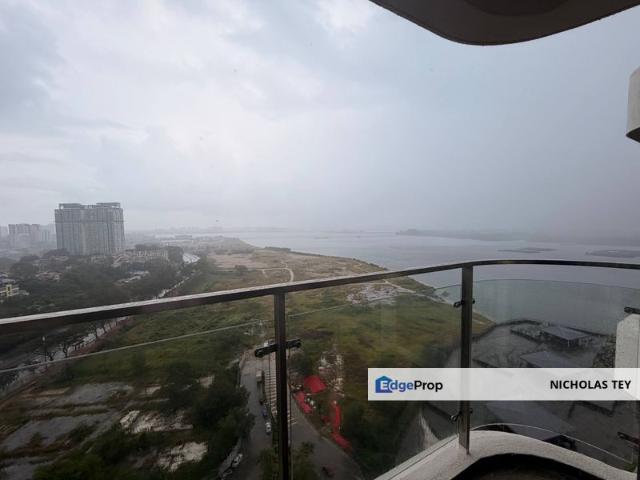 Baypoint @ Country Garden Danga Bay