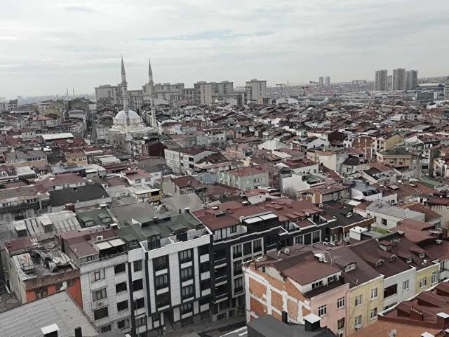 BAYRAMPAŞA MURAT MAH CEMİYET CADDESİNDE FIRSAT SATILIK ARA KAT