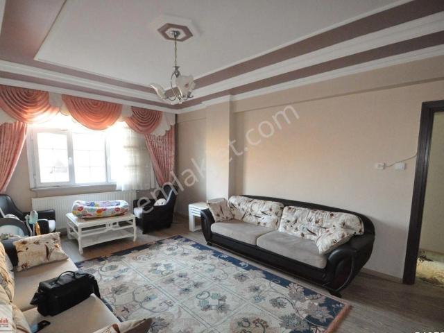 Bayrampaşa Muratpaşa Kaçmazan Satılık 110m2 Asansörlü Masrafsız Balkonlu Daire
