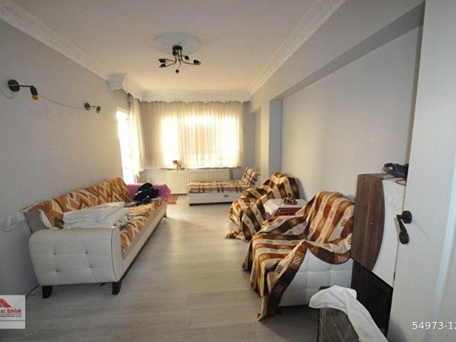 Bayrampaşa Kartaltepe Kaçmazdan Satılık 123m2 Arakat Asansörlü Çift Balkonlu Daire