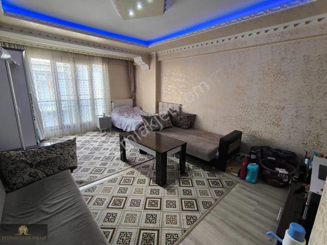 Bayrampaşa Yenidoğan Mah.nezih Sokakta 4+2 200m2 Satılık Dubleks