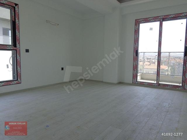 Bayraklı Manavkuyu mah kiralık daire