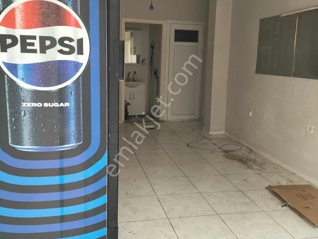 Bayraklı Mansuroğlu 30m2 Wc Bacalı Kiralık Dükkan