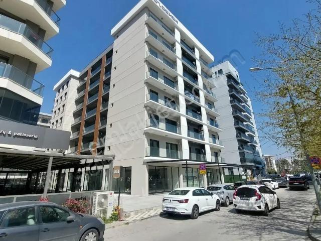 Bayraklı Marka Premıum Muhteşem Cephe Kiralık 1+1 Daire