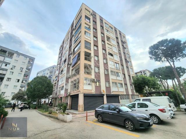 Bayraklı Adalet Mah. Site İçi 3+1 Komple Bakımlı Daire