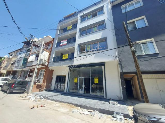 Bayraklı Alpaslan Da Kapalı Mutfak Satılık 2+1 Daire !