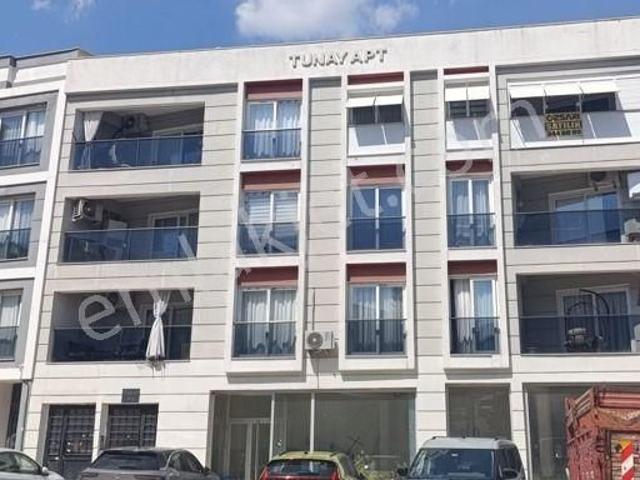 Bayraklı Şehir Hastanesi Karşısı 2+1 Satılık Daire