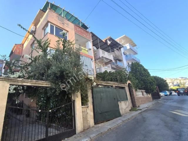 Bayraklı Şehir Hastanesi Yakını Doğalgaz Kombili 3+1 Daire