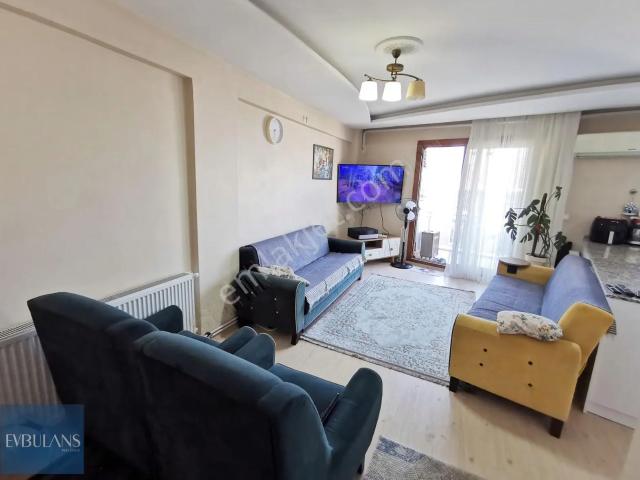 Bayraklı Emek Mahallesinde Önü Açık Çift Cephe 2+1 Daire