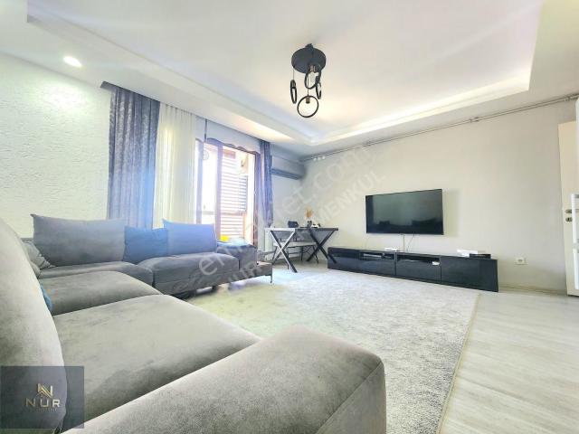 Bayraklı Çiçek Mah.de 2+1 Kiralık Eşyalı Daire şehir Hastanesi