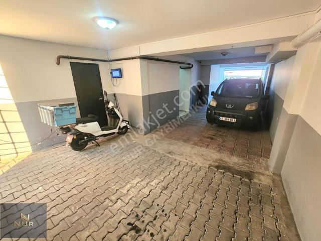 Bayraklı Çiçek Mah. Satılık 2+1 Daire 2.kat,doğalgazlı