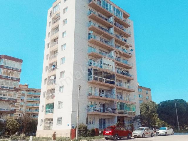 Bayraklı Postacılarda Satılık 3+1 145m2 Daire Kanıt Emlaktan