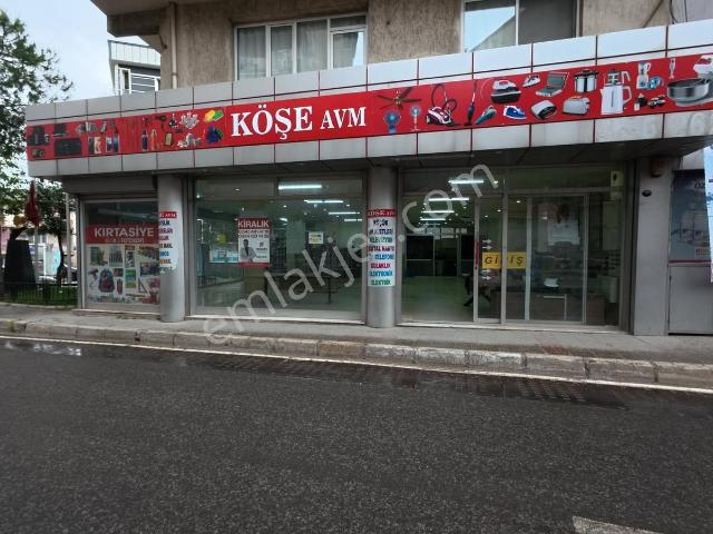 Bayraklı Refik Şevket İnce'de Kiralık 177 M² Dükkan