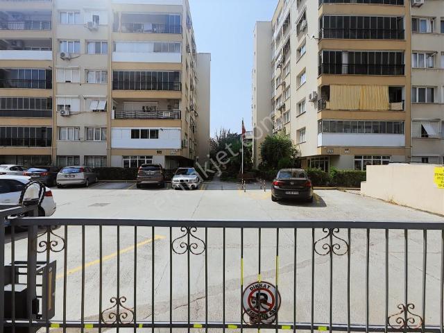 Bayraklı Tepekulede Site İçi Kiralık 3+1 140m2 Daire Otoparklı