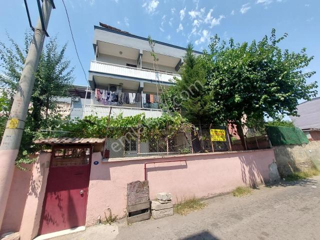 Bayraklı Yamanlar Mah De Kiralık 2+1 Boş Daire
