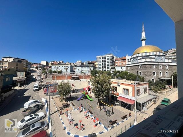 BAYRAKLI ÇAY MAHALLESİNDE 2+1 75M2 YENİ SAHİBİNİ BEKLİYOR