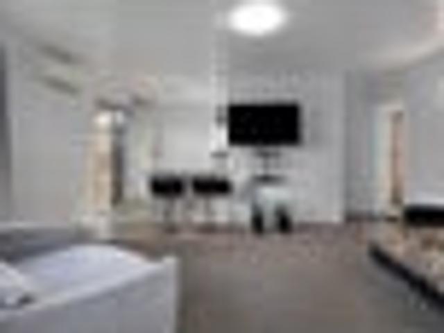 Bays best kept Secret! ~ BEO $545,000