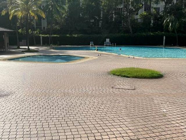Bayshore Park D16, Condominium