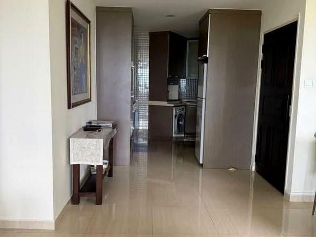Bayshore Park D16, Condominium