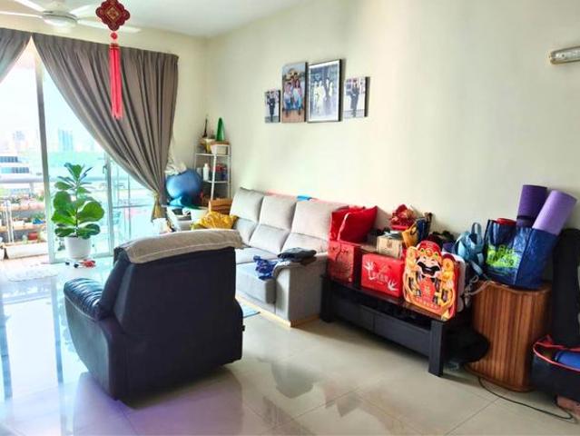 Bayswater 1636sqft High Floor Full Furnished 2 Carpark Gelugor