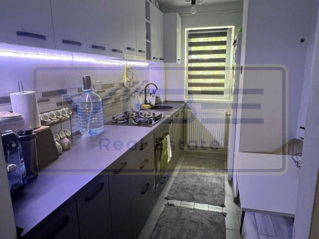 Baza 3 Carrefour Felicia 3 camere etaj 1 RENOVAT COMPLET!