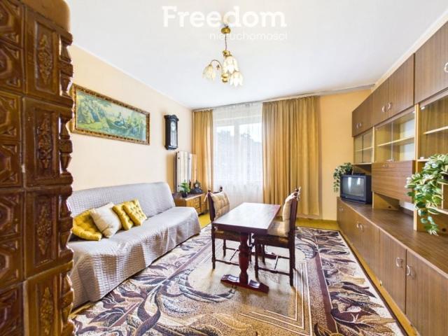 Bazaltowa 51,20 m², Gracze