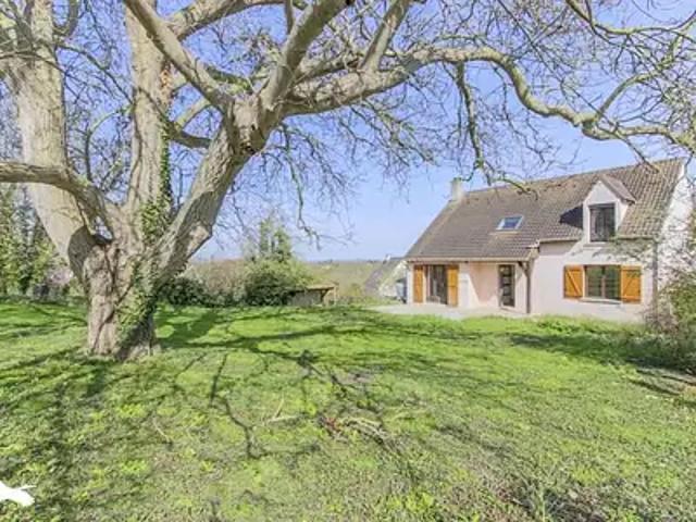 Maule 78580 Achat / Vente maison 7 pièces t7 parking