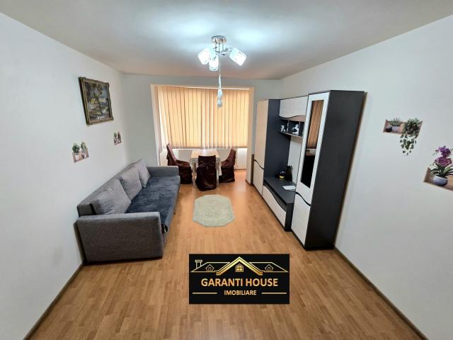 Bd. Bucuresti, apartament cu 2 camere, mobilat, decomandat, 300€/Luna