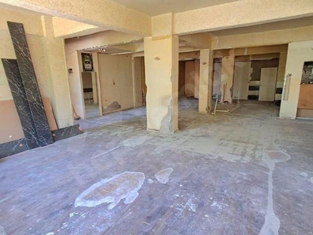 BEŞTEPEDE YARİM KOTTA FERAH AYDINLIKLI YAPISIZ 150M2 DÜKKAN KİRALIK