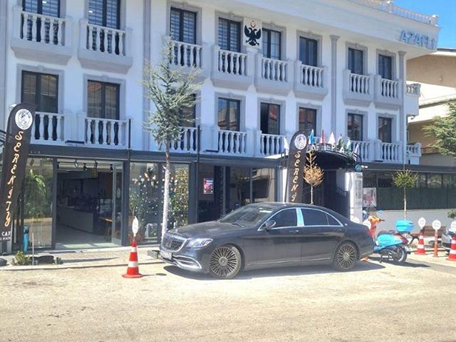 BEŞTEPEDE YENİ BİNADA ASANSÖRLÜ X RAY CİHAZLI KATTA 220 M2 MÖBLELİ OFİSE İŞ YERİNE KİRALIK