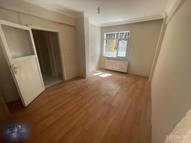 BEŞYOL EMLAKTAN 2+1 KÖŞE BİNA EKONOMİK 3'CEPHE DAİRE