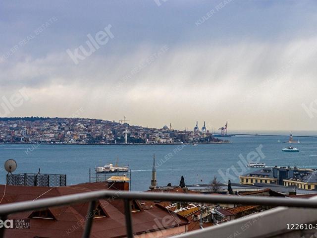 BEŞİKTAŞ'TA BOĞAZ MANZARALI 370m2 4+2 DUBLEKS SATILIK DAİRE