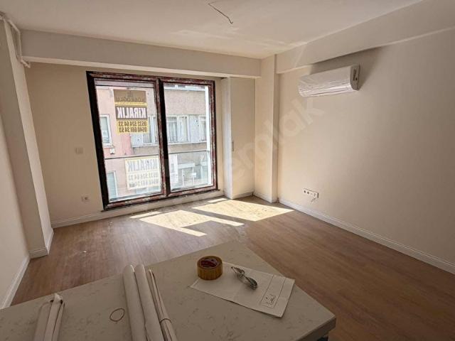 BEŞİKTAŞ VİŞNEZADE'DE SIFIR OTURUMA HAZIR KİRALIK 1+1 DAİRE