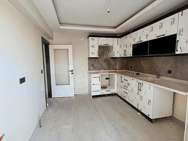 BEŞİKKAYA KÖŞE BAŞI İSKANLI 2 KAT İSKANLI 31 DAİERE SATILIK
