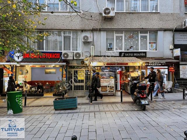 Beşiktaş'ın Hareketli Noktasında Devren Kiralık Dükkan