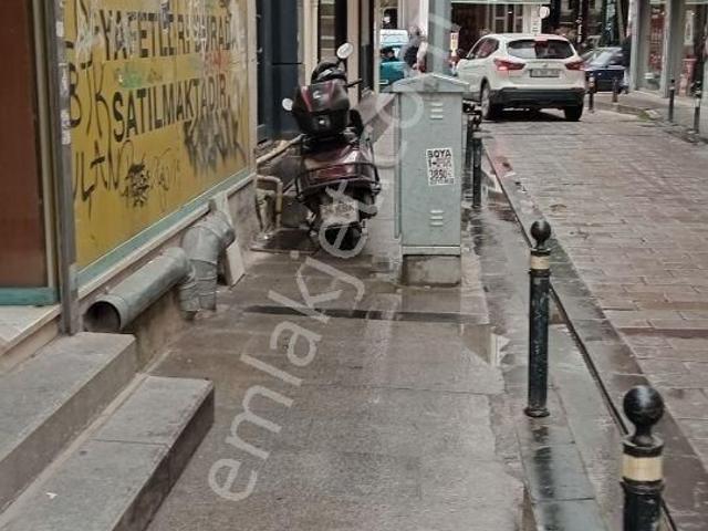 Beşiktaş'ta İşlek Sk'ta Hazır Kazanç Sunan Bacalı Devren Lokanta