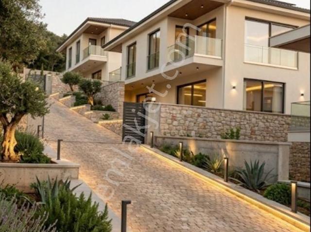 Ören Yolu Üzerinde Doğa Manzaralı Satılık Villa Fiyat Düştü