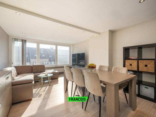Bemeubeld appartement te koop nabij centrum De Haan