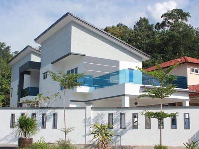 BENTONG Massive 5500sqft Modern Home FloodFree Zone RM5k