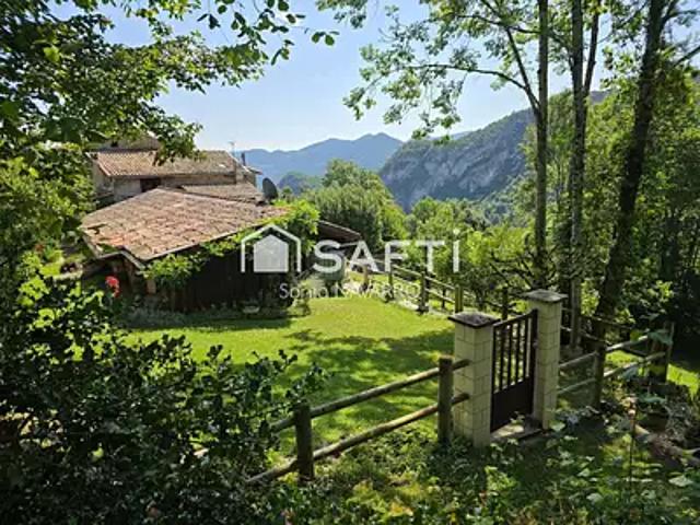 Bénaix 09300 Achat / Vente maison 8 pièces t8 terrasse parking