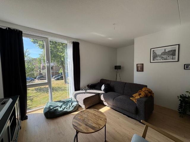 Beneden + bovenwoning appartement te huur in Rotterdam