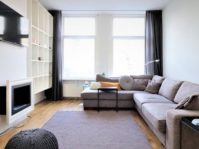 Beneden + bovenwoning te huur in Rotterdam