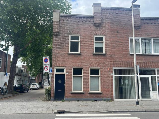 Beneden + bovenwoning appartement te huur in Tilburg