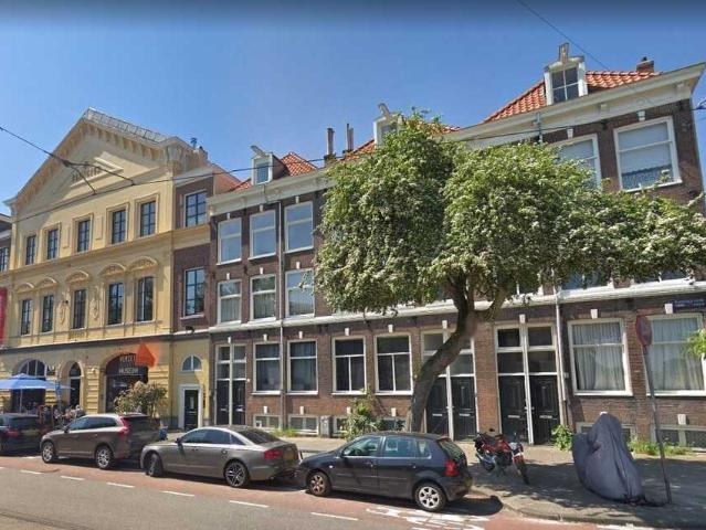 Benedenwoning bel etage te huur in Amsterdam