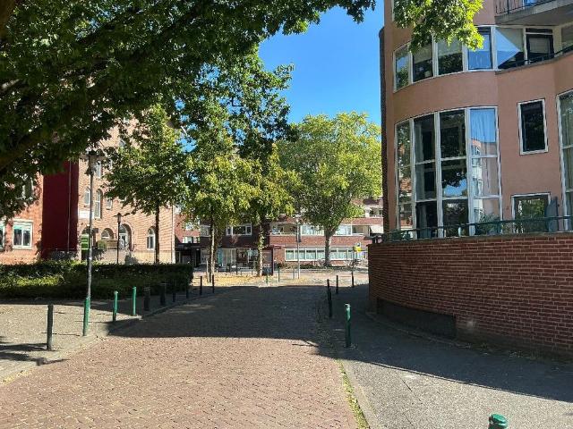 Benedictinessenhof, 22
