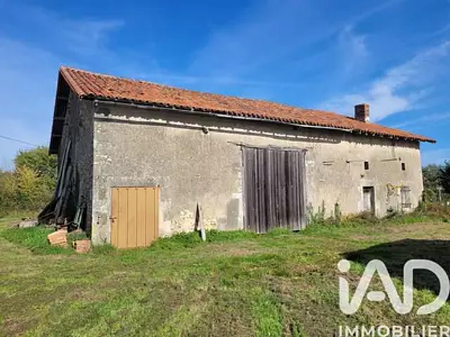 Benest 16350 Achat / Vente maison 3 pièces t3