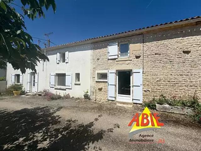 Benet 85490 Achat / Vente maison 4 pièces t4 parking